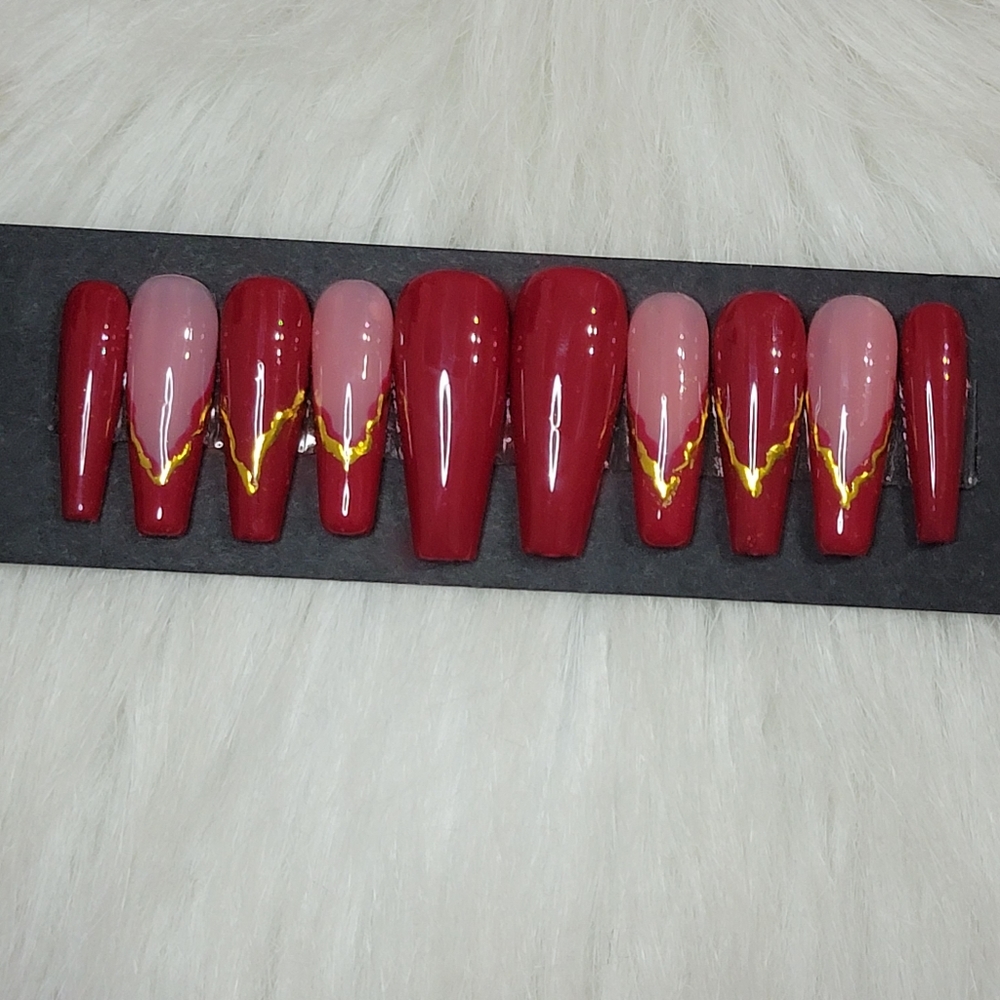 Press on nails